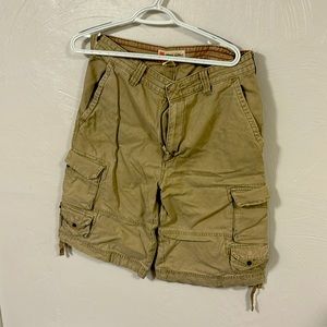 Men’s cargo shorts